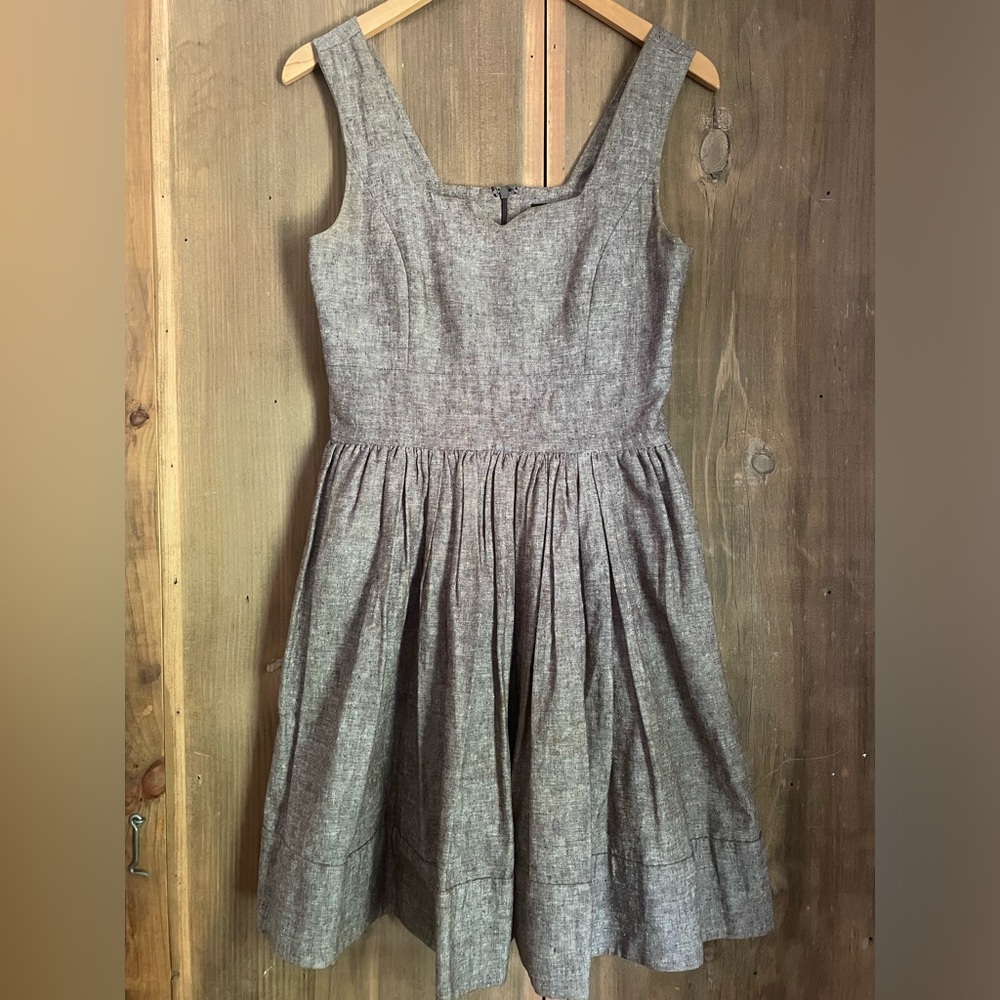 Beautiful high quality linen / cotton dress!